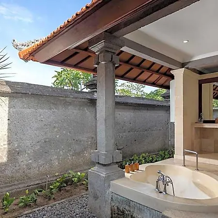 Santi Mandala Villa & Spa