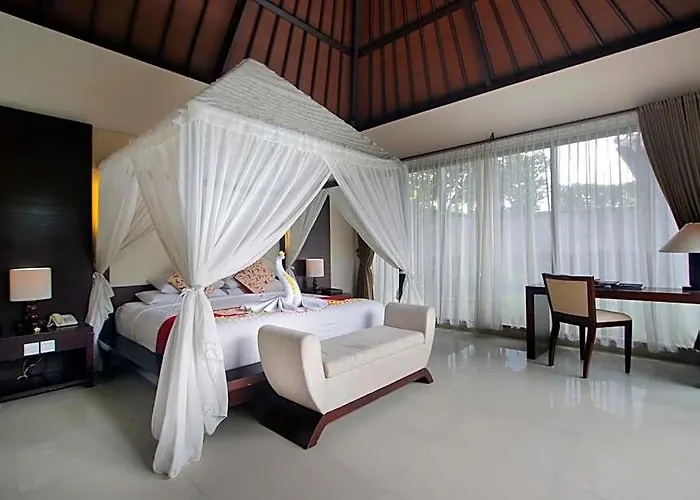 Santi Mandala & 4* Batuan