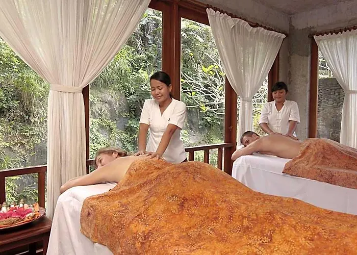 Santi Mandala & 4* Batuan